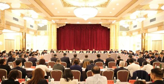 中基协：基金行业始终坚持理性投资、价值投资、长期投资，充分认可A股投资价值